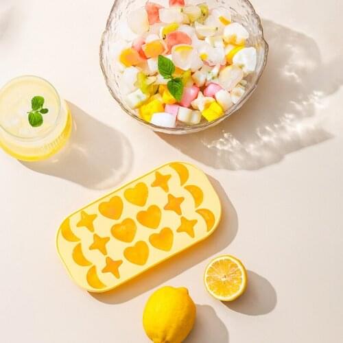 18 Grids Silicone Ice Cubes Tray with Lid Creative Cartoon Pastry Dessert Silicone Molds Biscuit Cake Chocolate Baking Moulds