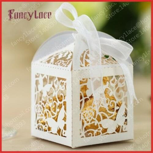 50PCS Hot Sale Laser Cutting Butterfly Wedding Favor Box Customized Gift Candy Box for Party Decoration Wedding Favor Box