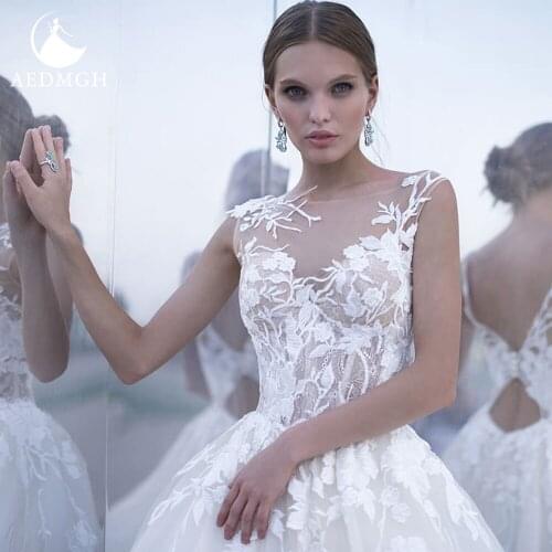 Aedmgh A-Line Beach Wedding Dresses 2021 O-Neck Sleeveless Court Train Vestido De Novia Lace Appliques Backless Robe De Marige