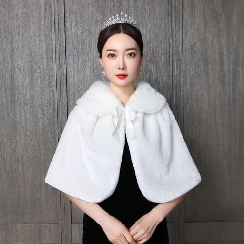 Cheap Winter Ivory Hot Sale Faux Fur Shawl Wrap Wedding Bridal Bridesmaid Wraps Warmer Women Shawl With Ribbon Cloak In Stock