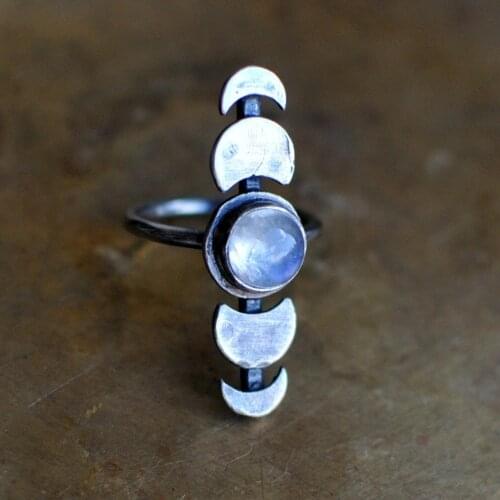 Milangirl New Fashion Jewelry Simple Retro Moon Round Moonstone Ring Small Fresh Moon Full Food Ring color