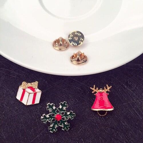 U-Magical Christmas Tree Red Green Snowflake Elk Santa Claus Pearl Brooch for Women Gold Metal Rhinestone Star Brooch Jewellery