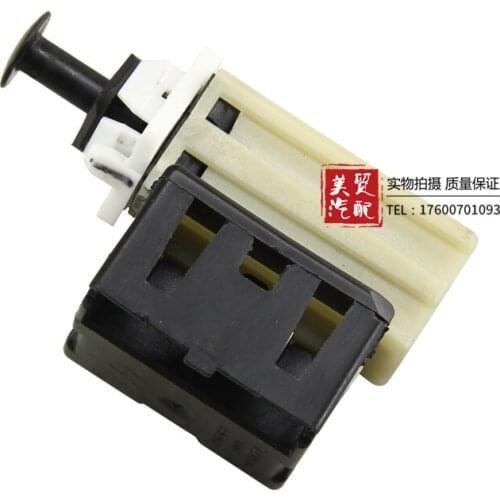For Jeep 07-10 Compass Patriot Dodge Journey Chrysler Sebring 300C Brake Light Switch Brake Switch Parking Sensor