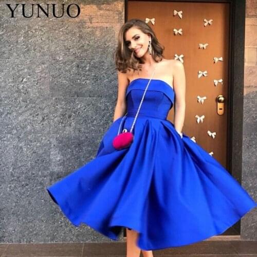 YuNuo Royal Blue Short Prom Dress 2019 Satin A line Graduation Dress Strapless Sexy Sleeveless Cocktail Gown N69