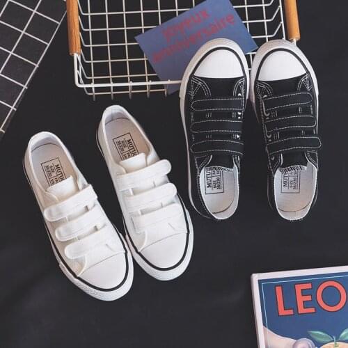 Classics Concise White Canvas Shoes Women Harajuku Casual Wild Platform Sneakers Fashion Black Flat Slip On Sneakers New 2020