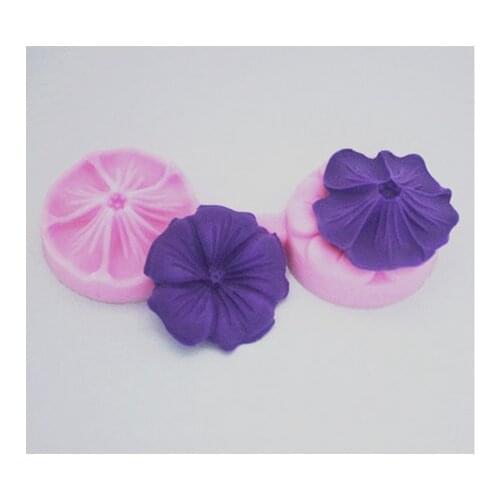 3D Flower Patterned Silicone Mold(random color)
