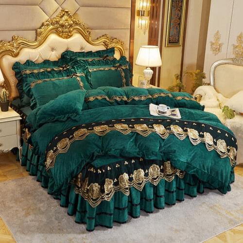 Golden Embroidery Lace Flowers Crystal Velvet Comforter/Duvet Cover Pillowcases Sets Super Soft Solid Bedding Quilt Cover