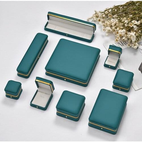 2021 New High Quality Leather Jewelry Box Ring Earrings Necklace Bracelet Box Jewlery Organizer Wedding Proposal Accessories