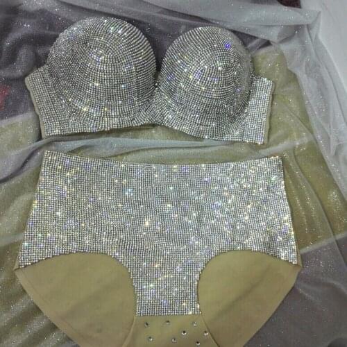 Fashiion 2017 Sexy Crystals Bikini Women Sexy Bling Outfit Silver Gold Bra Short Costumes Singer Stage Party Celebrate Wear