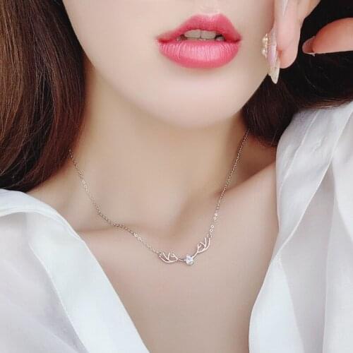 Elk Deer Antlers Moonstone Crystal Pendant Necklace Clavicle Chain Labradorite Necklace For Christmas