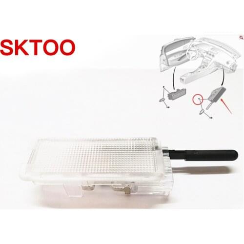 The trunk light 6362N7 is suitable for Peugeot 307 308 408 508 407 206 for Citroen C3 C4 C5 C6 DS5 DS3