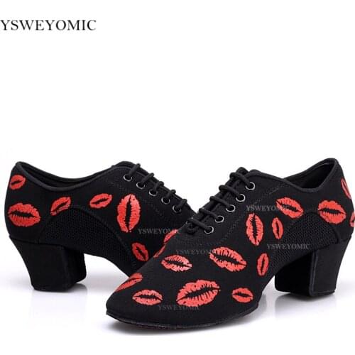 2020 Winter Women Latin Salsa Shoes Split Outsole Flexible Green Red Lips Canvas Breathable Practise Ballroom Latin Dance Shoes
