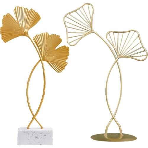 European Iron Art Gold Ginkgo Leaf Luxury Miniature Home Desktop Ornaments Warm Living Room Bedroom Elegant Office Decoration