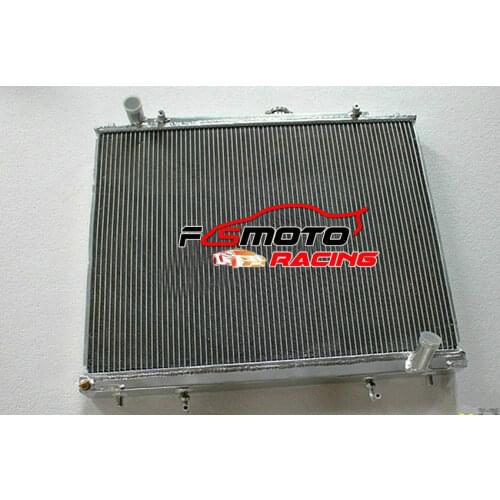 3 ROW Aluminum Radiator For Pajero / Montero / Shogun NM NP NS NT 2.8 3.2 diesel V6 MT