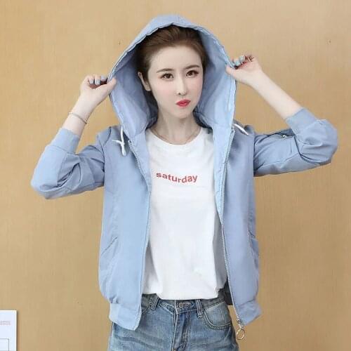 Women Windbreaker Spring Autumn Outerwear Coat Female Hooded Short Casual Lining Embroidered Ladies Trench Coat Overcoat Top