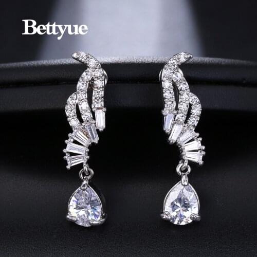 Bettyue Brand Symmetric Fashion Luxury Silver Plated Cubic Zircon Female Wings Shape Jewelry Earrings Florid Wedding Gifts
