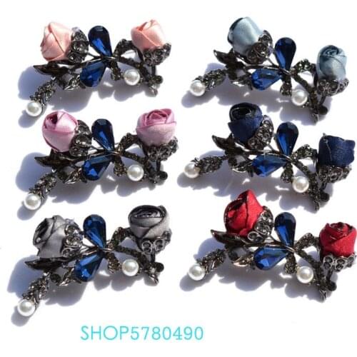 Elegant Jewelry Six Color Rhinestone Cloth Flower Brooch for Women Party Garments Rose Pin Breast Pin Ladies Coats Accessories