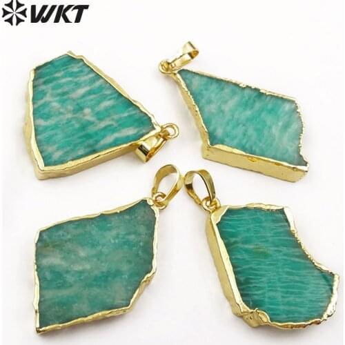 WT-P1406 WKT Wholesale natural stone pendant green free shape stone with gold metal eletroplated for women jewelry making