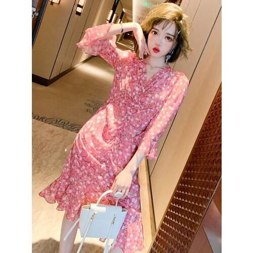 Top Quality V-neck Three dimensional pleated print dress with high waist and lotus leaf hem