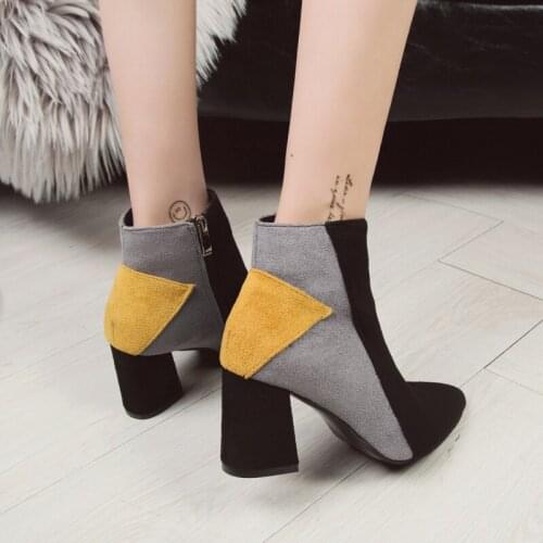 2020 Autumn Women Boots New Fashion Personality Spell Color Breathable Shaped with Comfort and Leisure Chelsea Boots U22-10