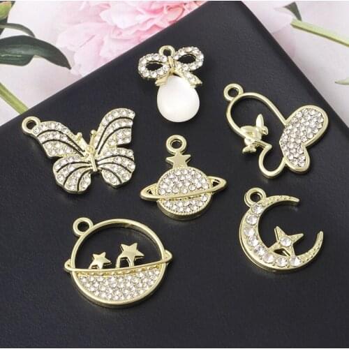 2 PC Vintage Metal Croc Charms Designer Luxury Shoe Charms for Crocs Butterfly Fashion Clogs Shoe Buckle Decorations All-match