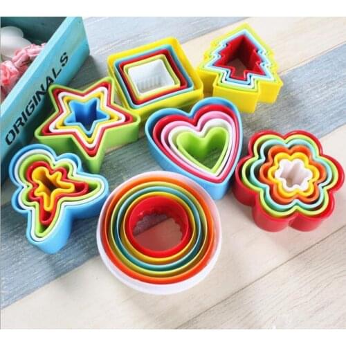 DIY Hollow Out Handmade Plastic Cake Mould White Round Square Flower Body Christmas Pentagram Heart Round Shaped Cake Tools