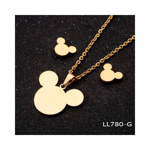 New Fashion Love Heart Chain Bracelets for Women Charms Womens Bracelet Engagement LL780