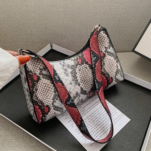 Yao Cool 2021 New European and American Retro Shoulder Armpit Bag Snakeskin Pattern Hand-Held Baguette Bag Pu purse