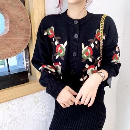 Retro Jacket Female Knitted Cardigan Loose Flower Embroidery Thickening Warm All-match Sweater Cardigan Sweater Cardigan