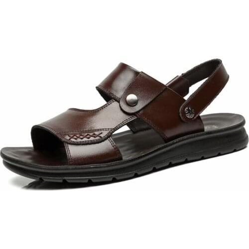 2021 New Mens Sandals Fashion Leather Open-toed Sandals Beach Soft Bottom Comfortable Non-slip Waterproof Vacation Wild