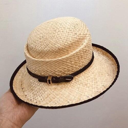 New Fashion Women Cloche Sun Hat UPF50 Natural Raffia Sun Beach Hat Wide Brim Straw Hat Belt Trim Summer Derby Travel Ladies Hat