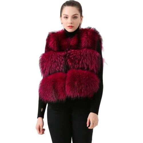 QIUCHEN PJ8051 2020 Hot Sale Model Fashion Short Vest Women Vest in Winter 100% Natural Raccoon Furs Real Fur