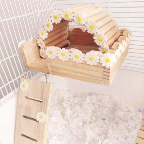 Handmade Small Daisy Wooden Hamster Platform Golden Bear Chipmunk Small Animal Platform Hamster Cage Landscaping Supplies