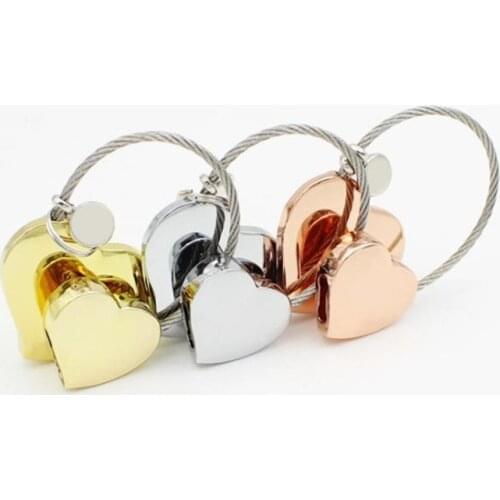 Double Heart Shaped Lovers Keychain Trinket Lovely Key Holder Innovative Items Bag Pendant Novelty Gift for Girl F20173869