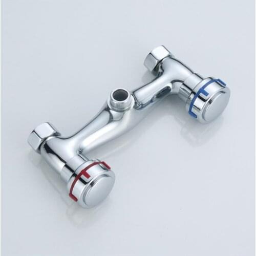 Brass Chrome Bathtub Faucet Shower Bathroom Mixer Tap Faucet Hot and Cold Water Mixing Faucet Wall Mounted