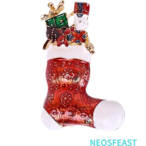 Cute Rhinestone Christmas Stocking Brooches Enameled Pin Multi Color Lady New Year Gifts Coat Garments Accessory Fashion Jewelry