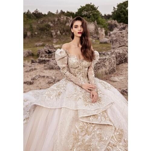 Luxury Wedding Dresses Lace 3D Appliques Cathedral Bridal Gowns Custom Made Long Sleeves Sweep Train Ball Gown Wedding Dress