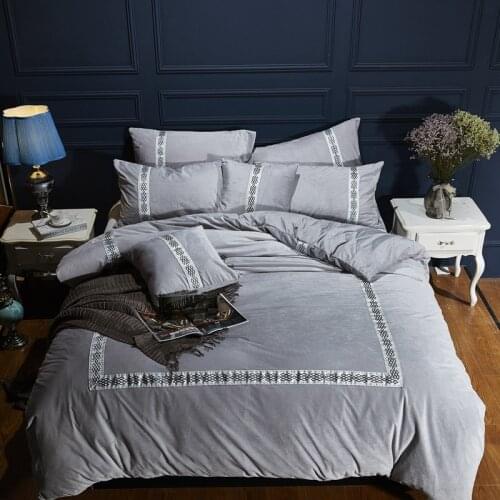 2017 New Luxury Fleece fabric Luxury Bedding set lace design Bed set King Queen Size warm Duvet cover Bedsheet set
