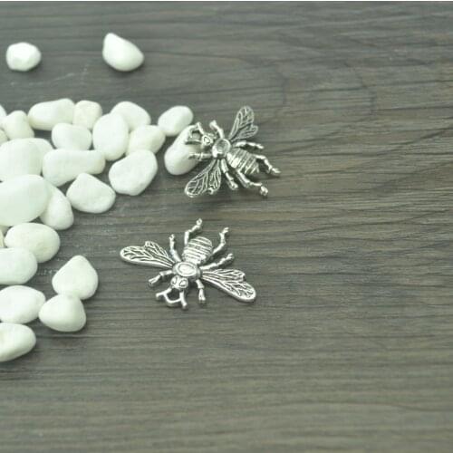 10 pcs Antique tibetan Silver bee Charms metal Pendants for Jewelry Making DIY Handmade Craft 32*22mm D208