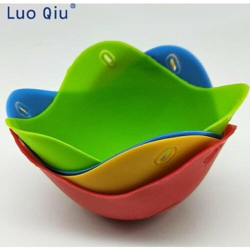 Silicone Egg Poacher Cook Poach Pods Kitchen Cookware Poached Baking Cup Gadget Egg Mold Boiler Cup Newest Color Random 2PCS/Lot