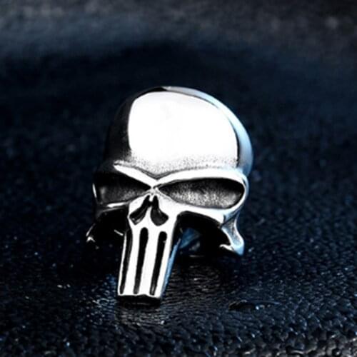 Punisher Skull Shape Ring Mens Ring New Fashion Retro Metal Horror Ring Accessories Party Jewelry Size 7-13