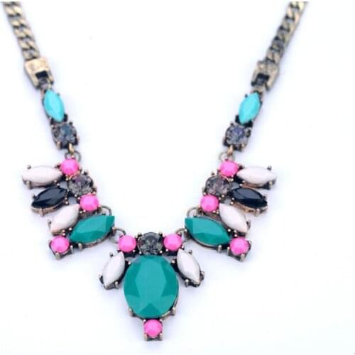 High quality fashion accessories womens vintage metal colorful resin acrylic stone statement choker necklace
