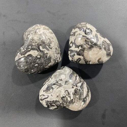 1pcs Natural Sponge Fossil Heart Crystal Heart Geomantic Augury Home Decoration Gift