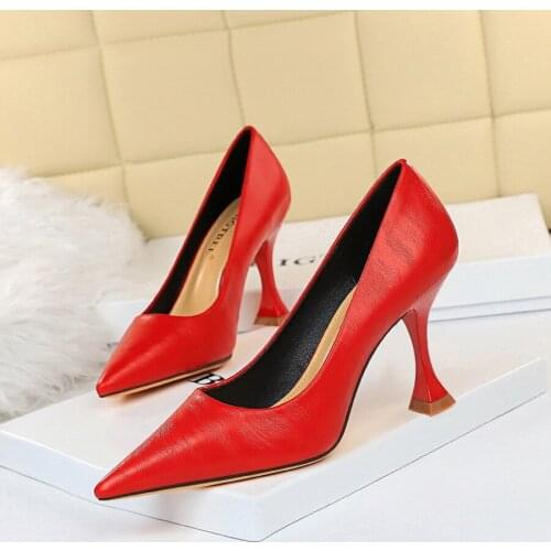 Womens PU Leather High Heels Shoes Women Pointed Toe Pumps Design Ladies Shoes New Arrival