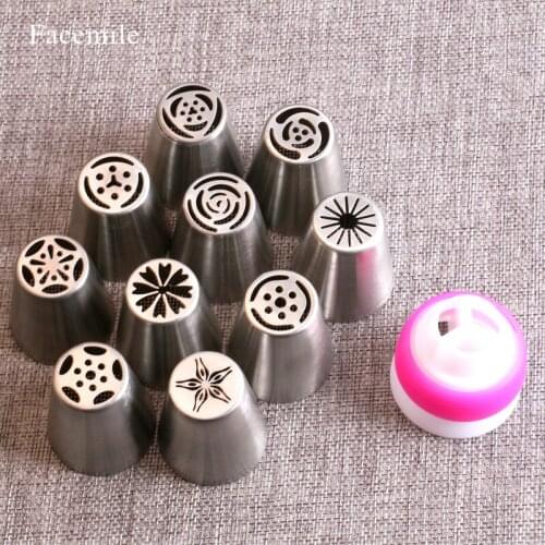 Facemile Kitchen Accessories converter+10Pcs Stainless Steel Nozzle Set DIY Gift Decorating Tips Set 53033