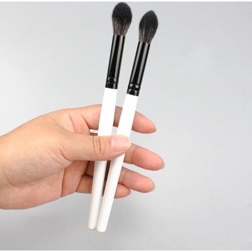 Nose Shadow Brush Highlighter Brush Concealer Brush Multifunctional Makeup Brush Facial Brush High Quality Makeup Brushes