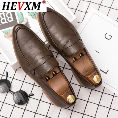 2021 Male Casual Shoes Breathable Mens Loafers Driving Shoes Lightweight Luxury Designers Men Leather Shoes Plus Size 47