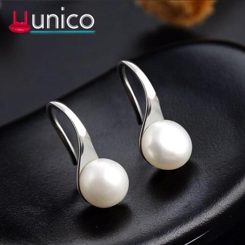 Uunico Stud Earrings