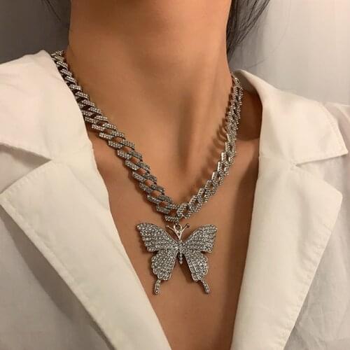 Fashion Crystal Butterfly Pendant Necklace for Women Bling HipHop Chain Choker Necklace Party Jewelry Accessories