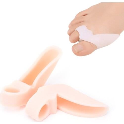 1 Pair Bunion Adjuster Foot Fingers Two Hole Toe Separator Silicone Gel Thumb Valgus Protector Hallux Valgus Guard Feet Care